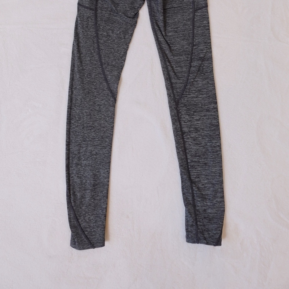 Athleta Chaturanga to Town Spacedye Gray Leggings with Pockets - Picture 5 of 10